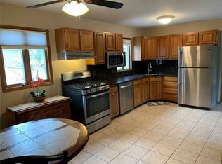 272 Courthouse Rd, Franklin Square, NY 11010