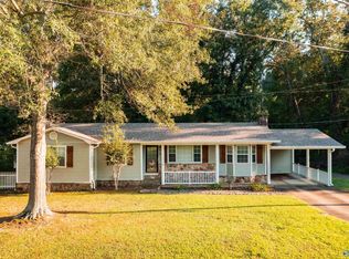 88 Greer Ln, Albertville, AL 35951