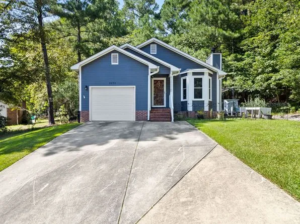 3294 Florida Dr, Fayetteville, NC 28301
