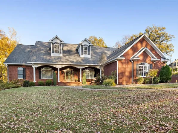 6628 Kingston Dr, Owensboro, KY 42303