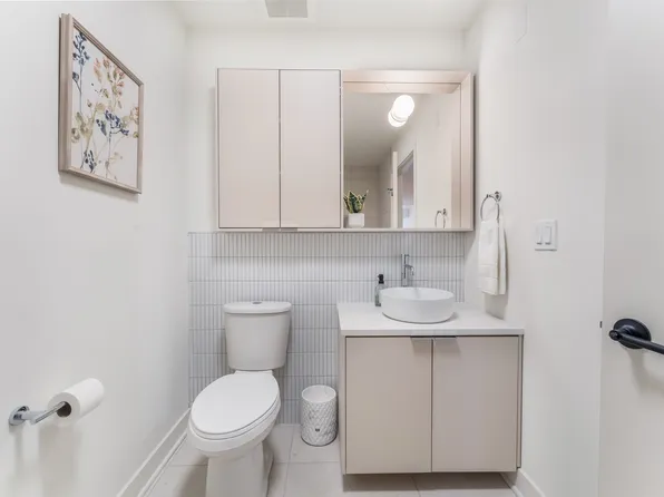 873 Communipaw Avenue image 46 of 90