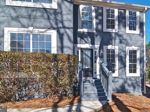 3rd image of 22 Fallow Ln