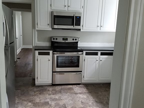 3rd image of 112 Cateechee Ave #Duplex