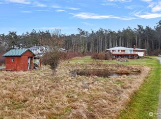 1750 S Smith Island Ln, Oak Harbor, WA 98277