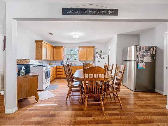 4th image of 434 Mount Olive Rd