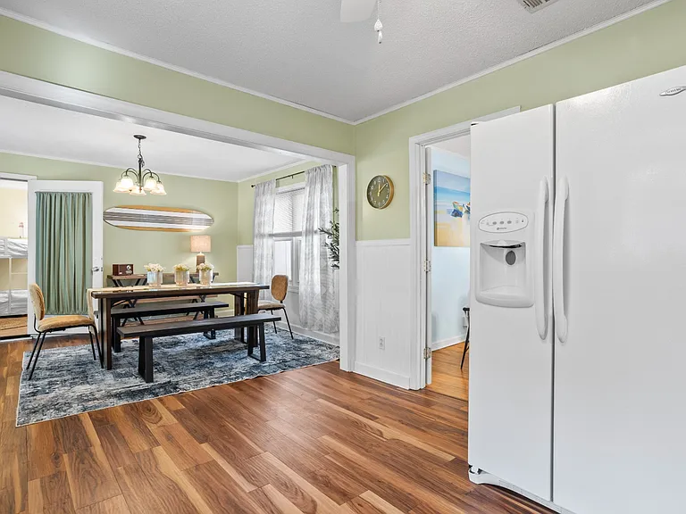 807 Ruth Ave — Photo 15