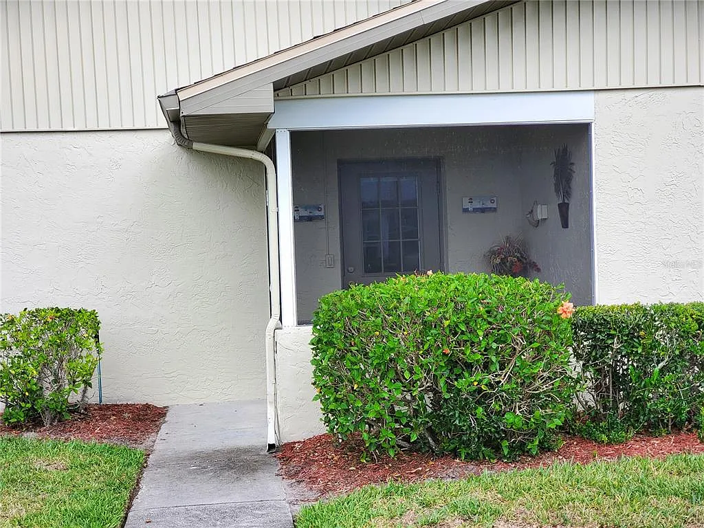 2 bed, 2.0 bath, 1100 sqft, $1,750 — Photo 3