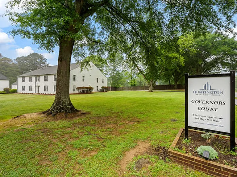 Governor's Court Apartments — Photo 16