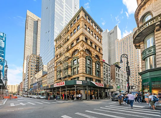 Rented by Vector New York, LLC | media 9