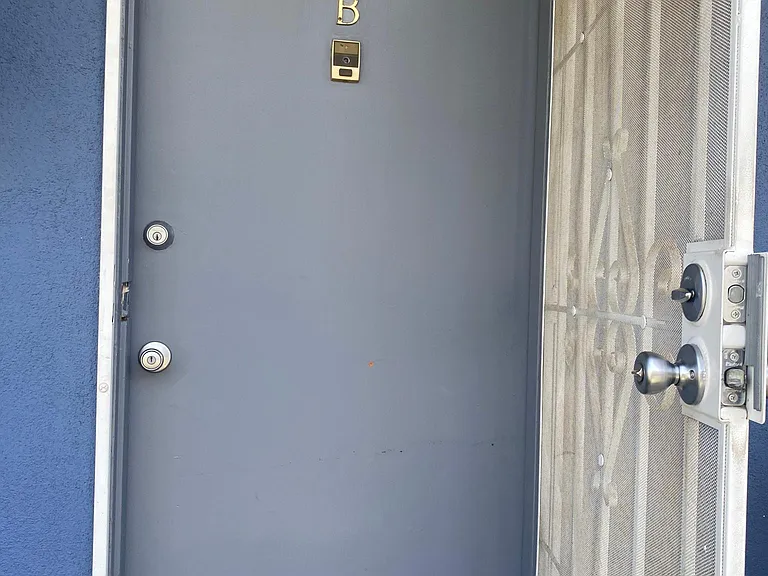 1727 Scott Rd #B — Photo 13
