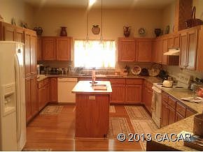 3rd image of 13200 NW 93rd Ln