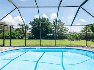 429 Pine Lake Dr, Naples, FL 34112