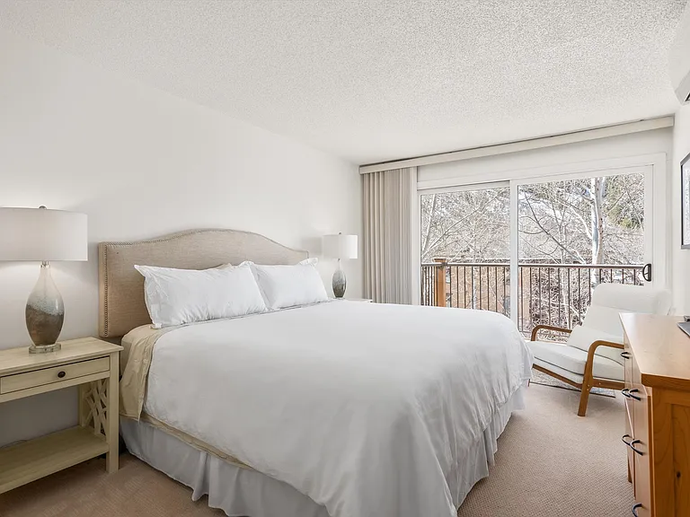 205 E Durant Ave #3E — Photo 11
