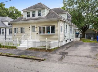 88 Finch Ave, Pawtucket, RI 02860