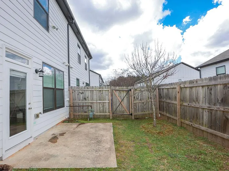 7 Steelwood Ct — Photo 27