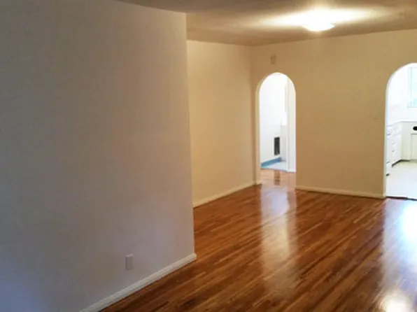 529 1/2 Glenrock Ave, 529 1/2 Glenrock Ave #E3d405e73, Los Angeles, CA 90024