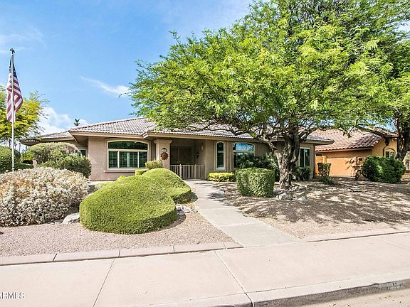 2nd image of 1808 E Palomino Dr