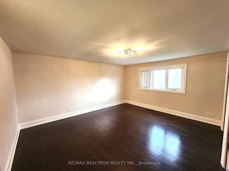 207 Bayview Fairways Dr — Photo 17