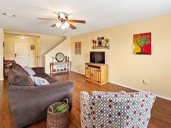 2nd image of 15232 Faircrest Dr