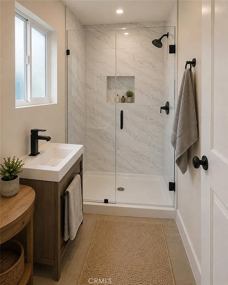 2 bed, 768 sqft, $3,800 — Photo 2