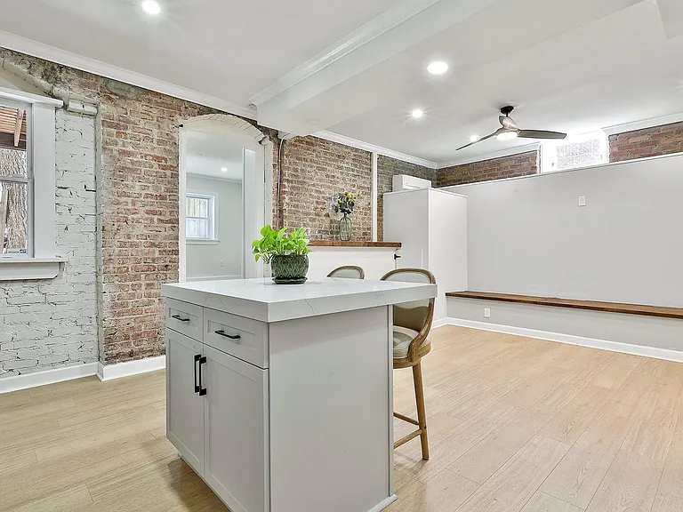 685 Argonne Ave NE #14 — Photo 11
