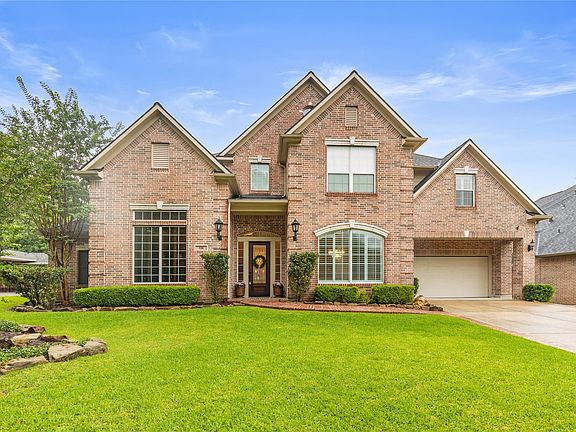 2nd image of 118 N Shawnee Ridge Cir