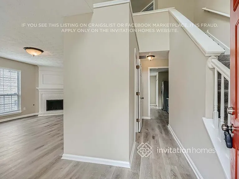1210 Summerstone Trce — Photo 4
