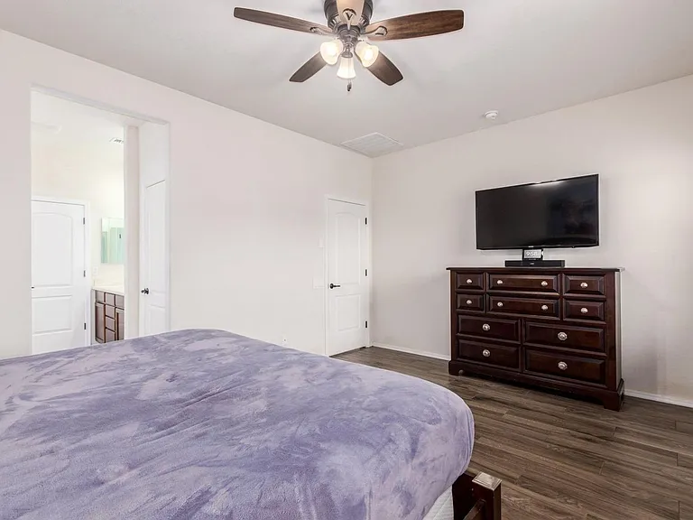10811 W El Cortez Pl — Photo 18