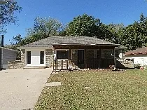 3 bed, 2.0 bath, 1176 sqft, $1,650 — Photo 1