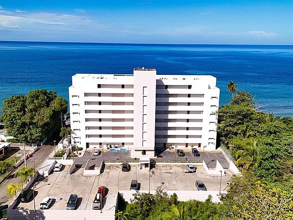 3rd image of 429-C Porto Vecchio #401