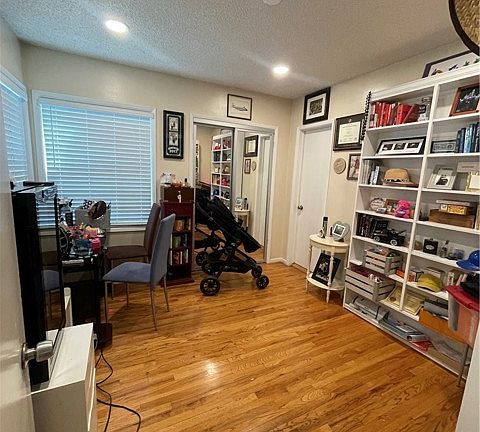 5th image of 10716 Wolcott Pl