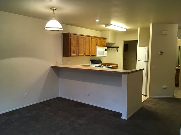 4th image of 1989 NE Zachary Ct APT 2