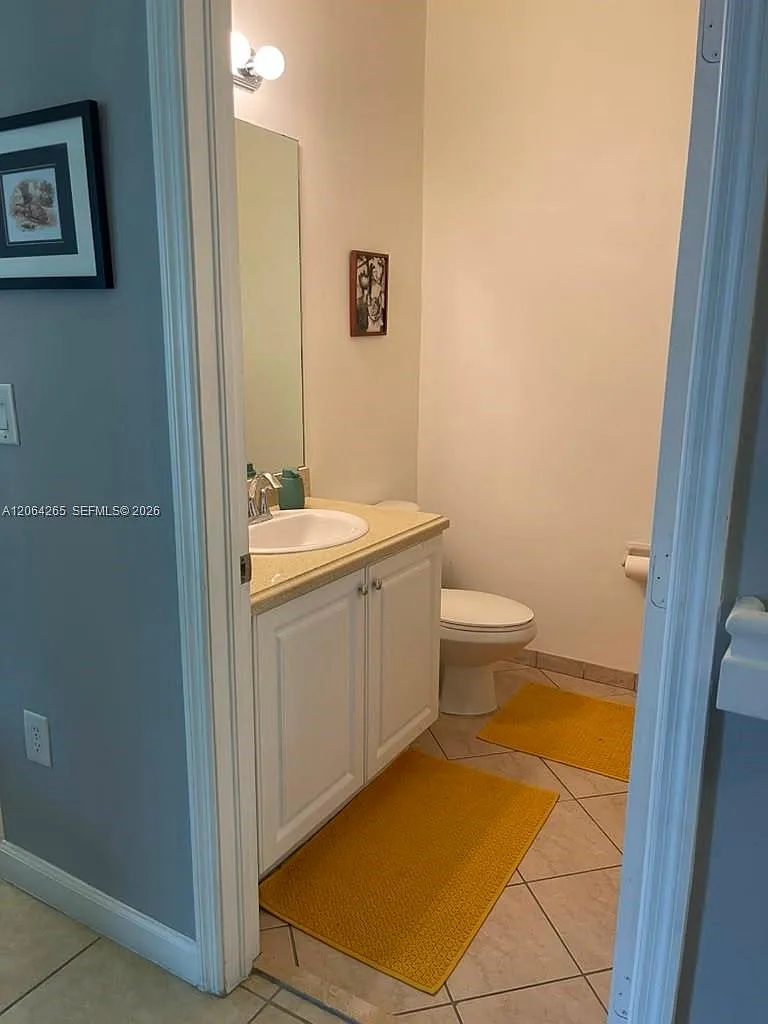 3 bed, 2.5 bath, 1539 sqft, $2,600 — Photo 3