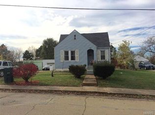 900 Andrews St, Fredericktown, MO 63645
