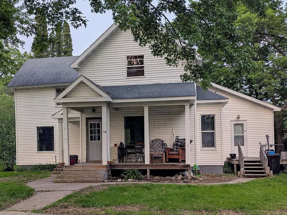705 Highland Ave