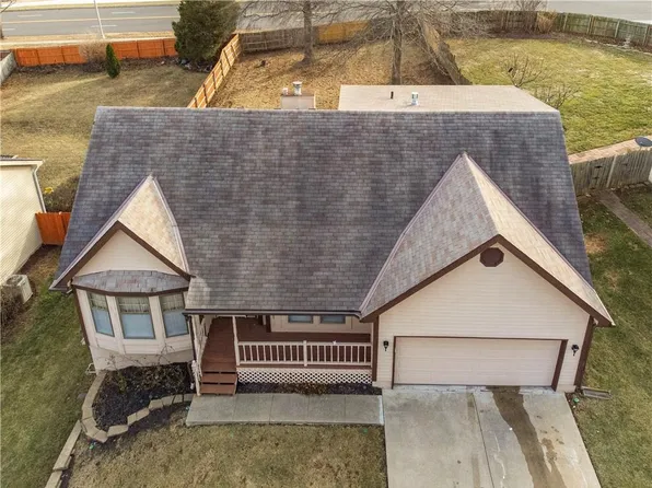 4201 NW 64th Pl, Kansas City, MO 64151