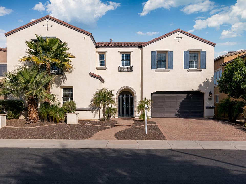 2nd image of 18418 W Palo Verde Ave