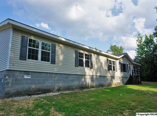 146 Terry Ln, Hazel Green, AL 35750