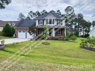 85 Blue Pine Dr, Spring Lake, NC 28390