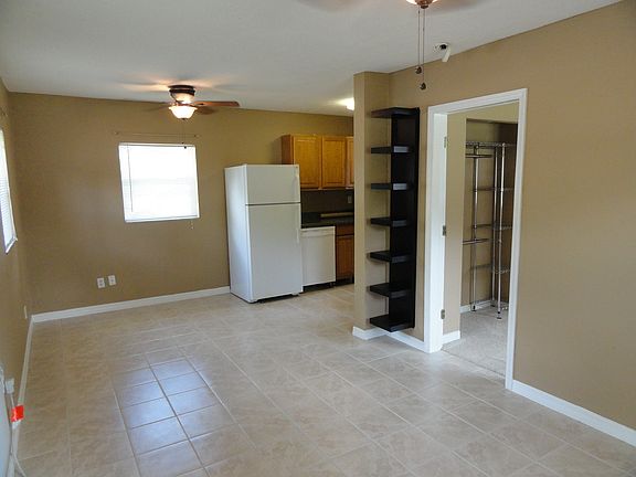3rd image of 2501 S Crystal Lake Dr