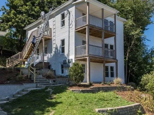 120 Grant St #3, Gardner, MA 01440