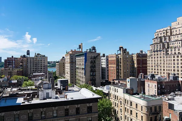 Rented by Bridgeline Property Management, LLC | media 19