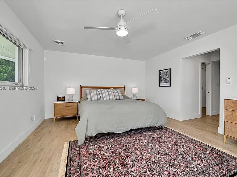 3110 NE 57th St — Photo 25