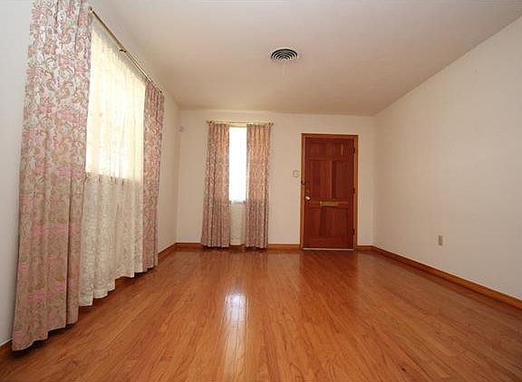 2nd image of 636 Aris Ave
