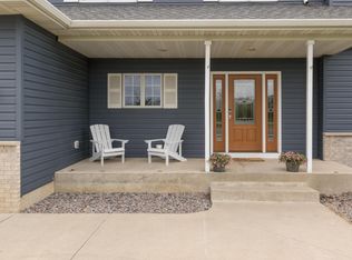 982 Cedar Ridge Ln SW, Oronoco, MN 55960