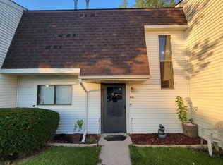 452 E 60th Pl, Merrillville, IN