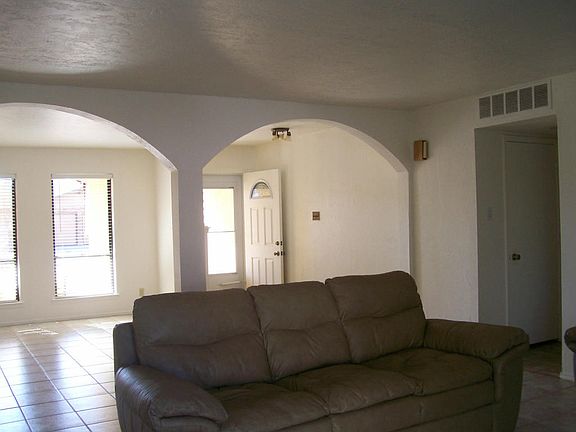 5th image of 10316 Jarmel Dr NW