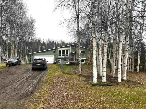 1404 Still Valley Rd E, North Pole, AK 99705