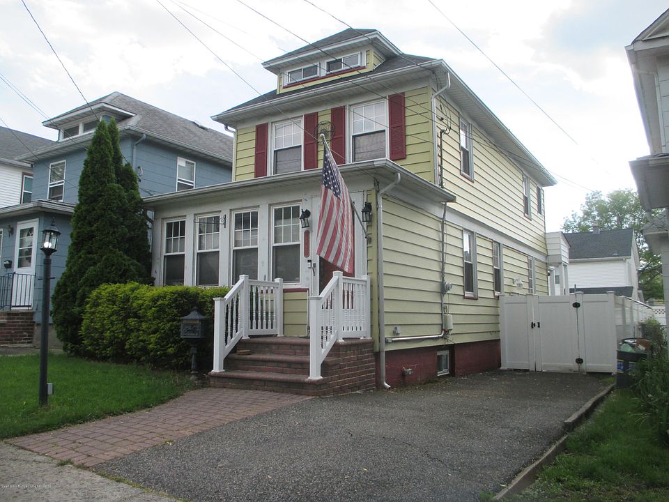 1st image of 72 Hartford Ave