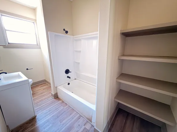 2537 Main St, Baton Rouge, LA 70802